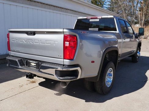 New 2026 Chevrolet Silverado 3500 LT image 7