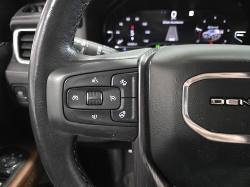 Used 2023 GMC Yukon XL Denali Ultimate image 14