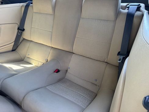 Used 2007 Ford Mustang Deluxe image 16