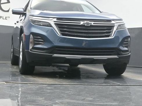 Used 2024 Chevrolet Equinox LT w/ LPO, Floor Liner Package image 3