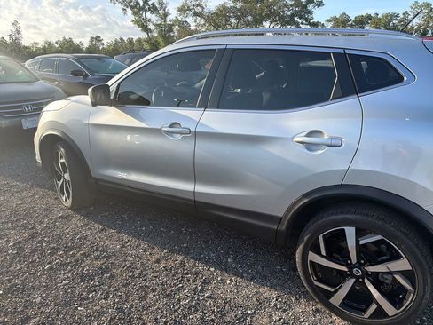 Used 2022 Nissan Rogue Sport SL w/ Premium Package AWD/4WD image 8