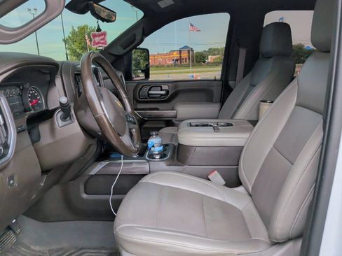 Used 2021 Chevrolet Silverado 2500 LTZ w/ LTZ Premium Package AWD/4WD image 5