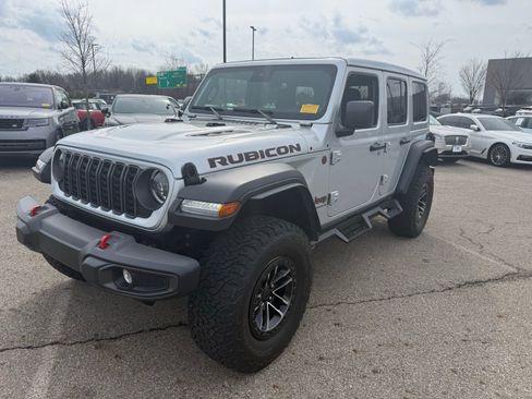 Used 2024 Jeep Wrangler Unlimited Rubicon w/ XTREMEE 35" Tire Package image 1