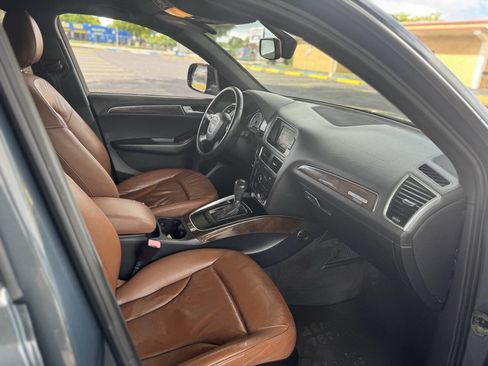 Used 2011 Audi Q5 2.0T Premium image 2