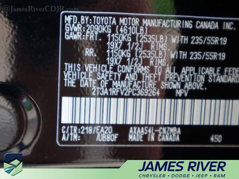 Used 2023 Toyota RAV4 XLE Premium AWD/4WD image 41