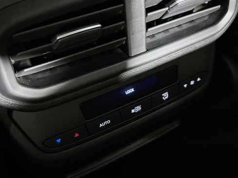 Certified 2025 Honda Pilot EX-L image 29