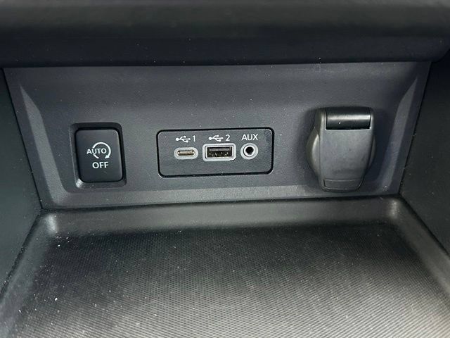 Used 2024 Nissan Sentra SR FWD image 35