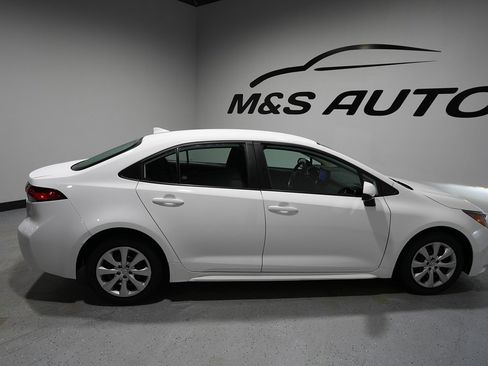 Used 2024 Toyota Corolla LE image 24