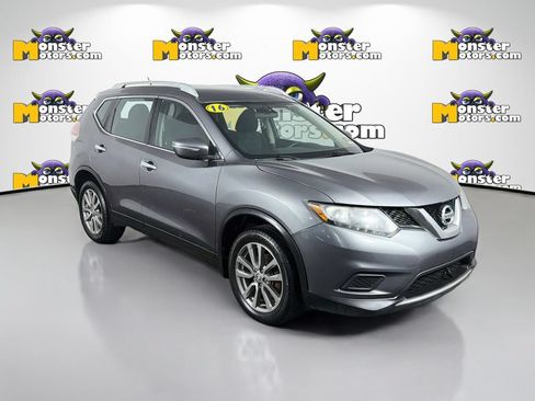 Used 2016 Nissan Rogue S FWD image 3