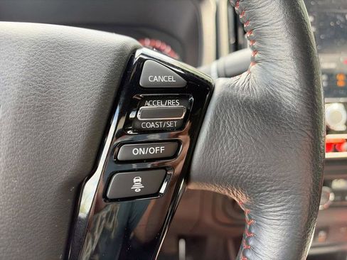 Used 2025 Nissan Frontier PRO-4X AWD/4WD image 23