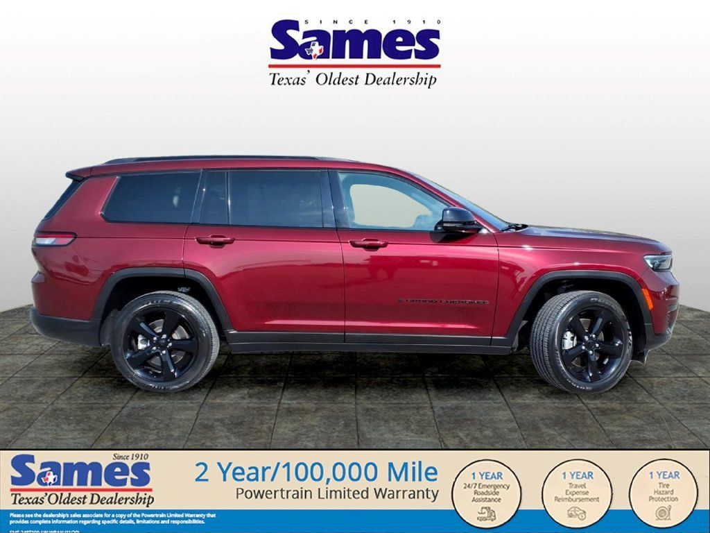 Used 2025 Jeep Grand Cherokee L Altitude RWD image 2