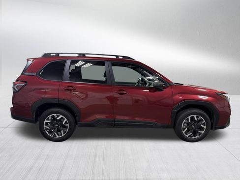 Certified 2025 Subaru Forester Premium AWD/4WD image 8