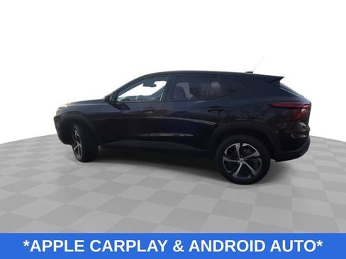 Used 2024 Chevrolet Trax RS w/ Driver Confidence Package image 7