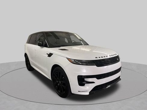 Used 2025 Land Rover Range Rover Sport Dynamic SE AWD/4WD image 3