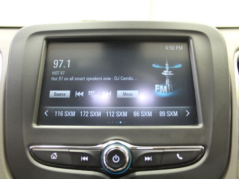 Used 2017 Chevrolet Malibu LT image 13