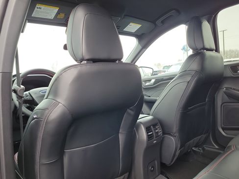 New 2026 Ford Escape ST-Line w/ Tech Pack #1 image 11