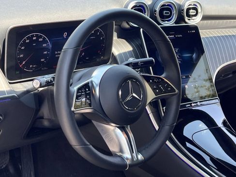 Certified 2026 Mercedes-Benz GLC 300 4MATIC image 21
