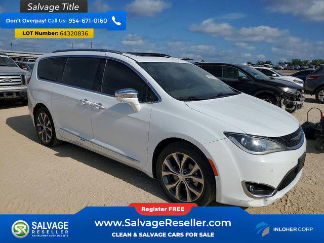 Used 2017 Chrysler Pacifica Limited w/ UConnect Theater Package FWD image 5