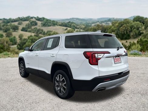 Used 2023 GMC Acadia SLE FWD image 3