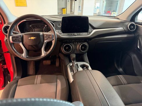 Used 2026 Chevrolet Blazer LT AWD/4WD image 34