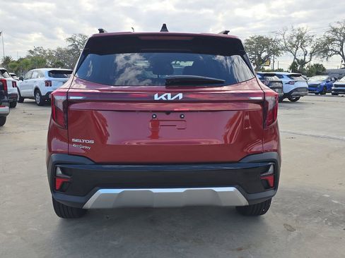 New 2026 Kia Seltos S FWD image 7