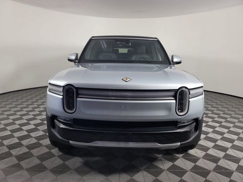 Used 2025 Rivian R1S Adventure Dual AWD/4WD image 8
