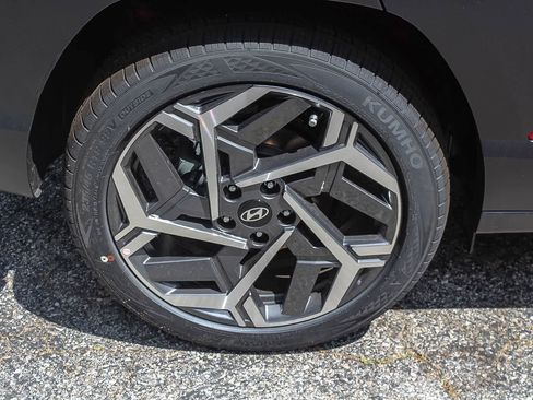 New 2026 Hyundai Kona SEL Premium FWD image 11