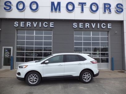 Used 2024 Ford Edge SEL w/ Convenience Package