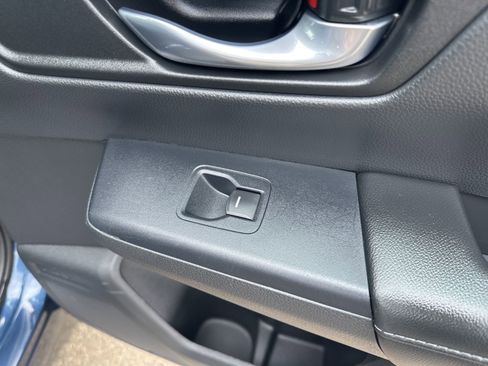 Used 2023 Honda CR-V LX image 29