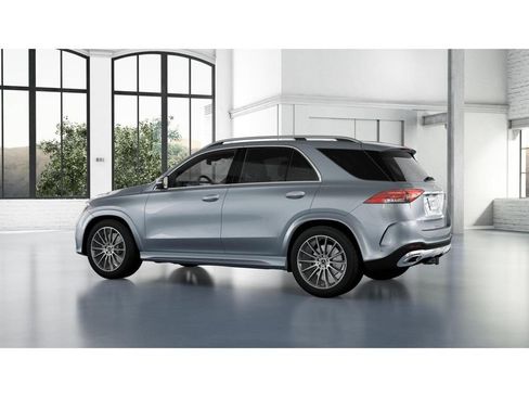Certified 2024 Mercedes-Benz GLE 450 4MATIC image 31
