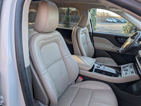 Certified 2023 Lincoln Aviator Reserve w/ Equipment Group 201A image 14