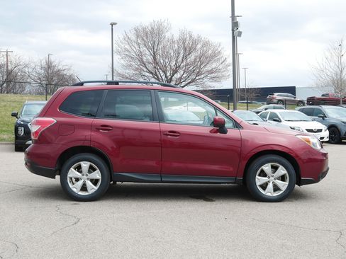 Used 2015 Subaru Forester 2.5i Premium AWD/4WD image 5