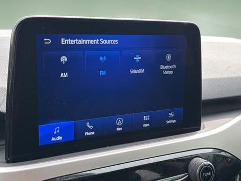 Used 2020 Ford Escape SEL image 17