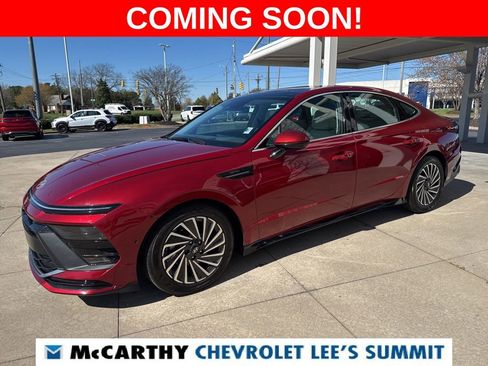 Used 2024 Hyundai Sonata Limited image 1