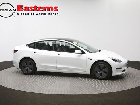 Used 2023 Tesla Model 3 Standard Range image 42