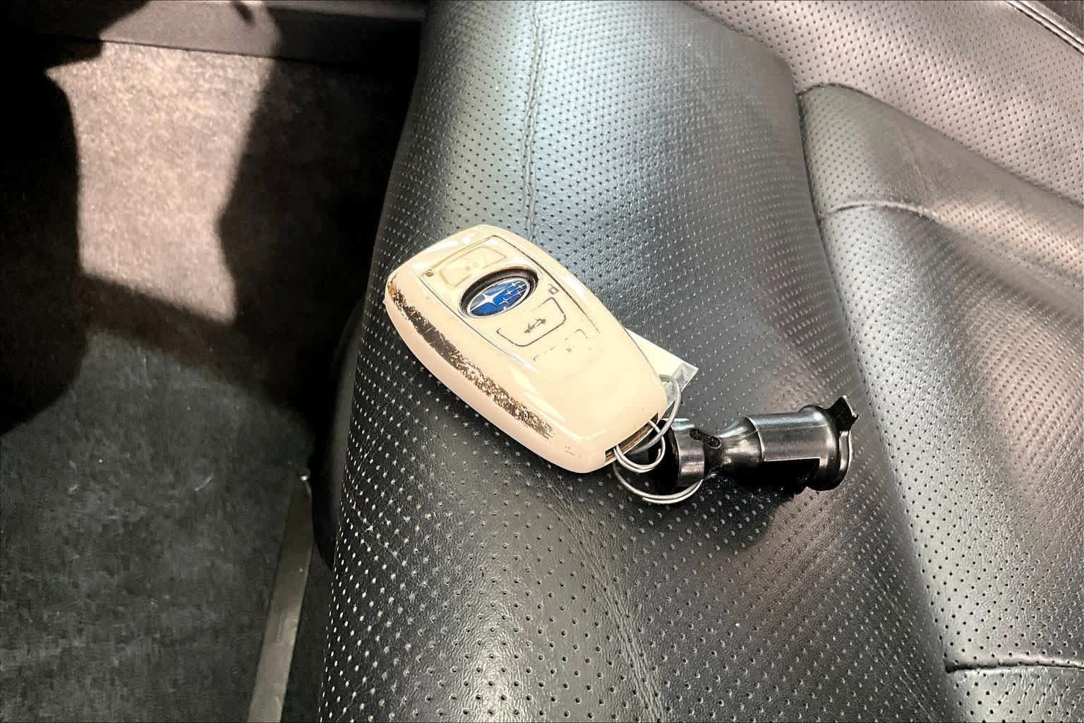Used 2023 Subaru Outback Touring XT AWD/4WD image 15