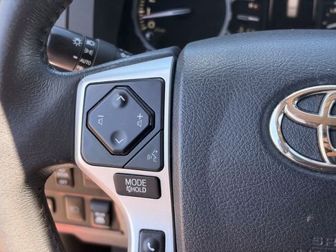 Used 2020 Toyota Tundra SR5 w/ SR5 Leather Package AWD/4WD image 24