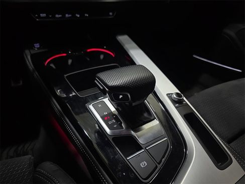 Used 2023 Audi A4 2.0T Prestige image 26