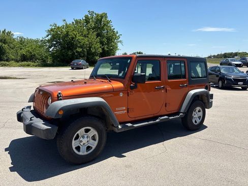 Used 2011 Jeep Wrangler Unlimited Sport AWD/4WD image 11