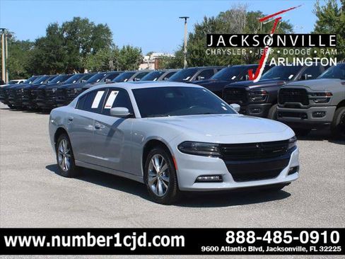 Certified 2022 Dodge Charger SXT w/ Driver Convenience Group AWD/4WD image 1