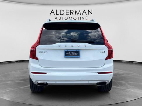 Used 2019 Volvo XC90 T6 Momentum AWD/4WD image 4