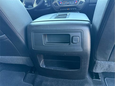 Used 2018 GMC Sierra 2500 Denali w/ Duramax Plus Package AWD/4WD image 38