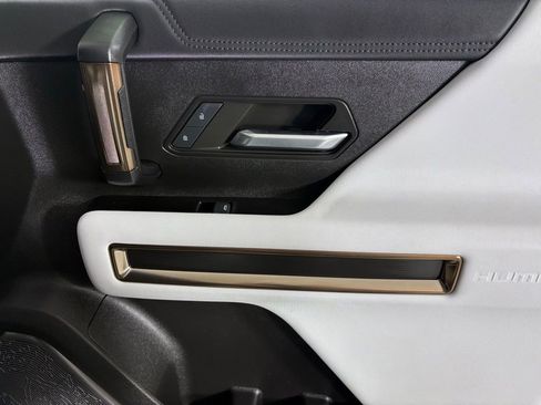 Used 2025 GMC Hummer EV 3X w/ Extreme Off-Road Package image 14