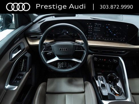 Used 2025 Audi Q5 Premium Plus w/ Premium Plus image 15