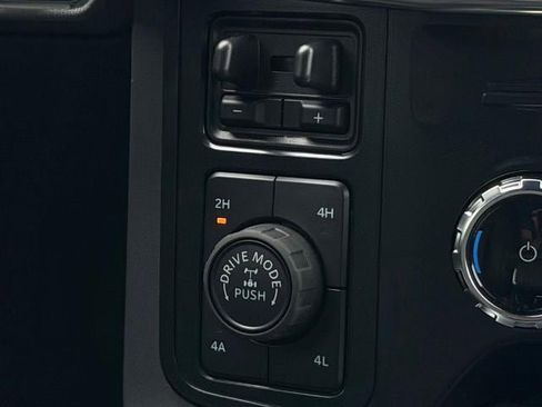 New 2026 Ford F150 Lariat w/ Equipment Group 502A High image 14