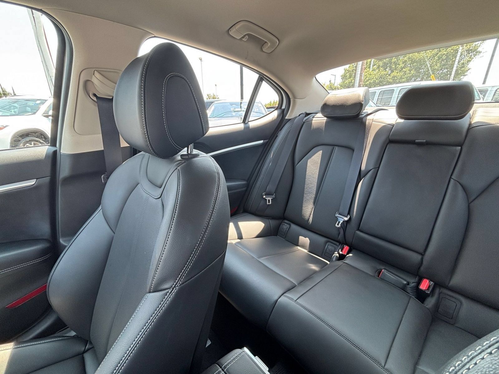 Used 2026 Genesis G70 2.5T RWD image 40