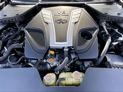 Used 2018 INFINITI Q50 Red Sport 400 w/ Sensory Package (Sport) image 29