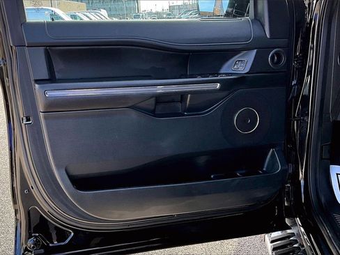 Certified 2020 Ford Expedition XLT w/ Equipment Group 202A image 21