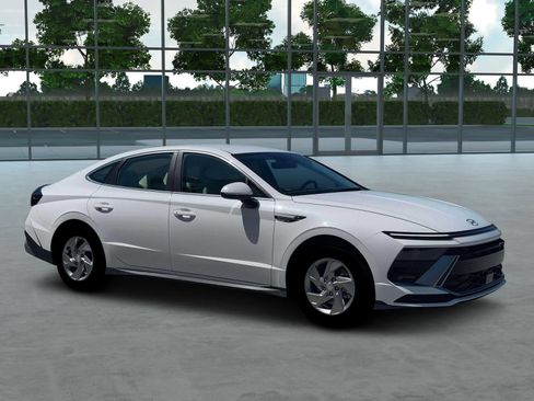 Certified 2026 Hyundai Sonata SE FWD image 10