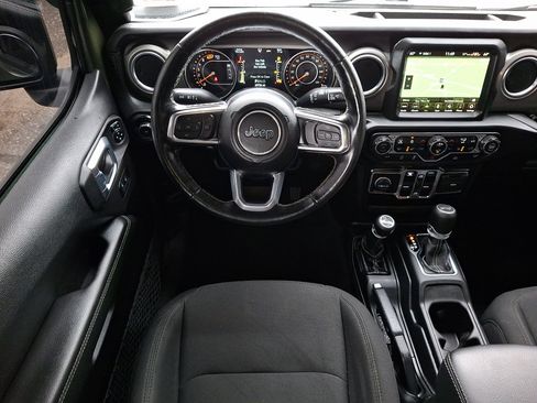Used 2022 Jeep Wrangler Unlimited Sahara w/ Cold Weather Group AWD/4WD image 22